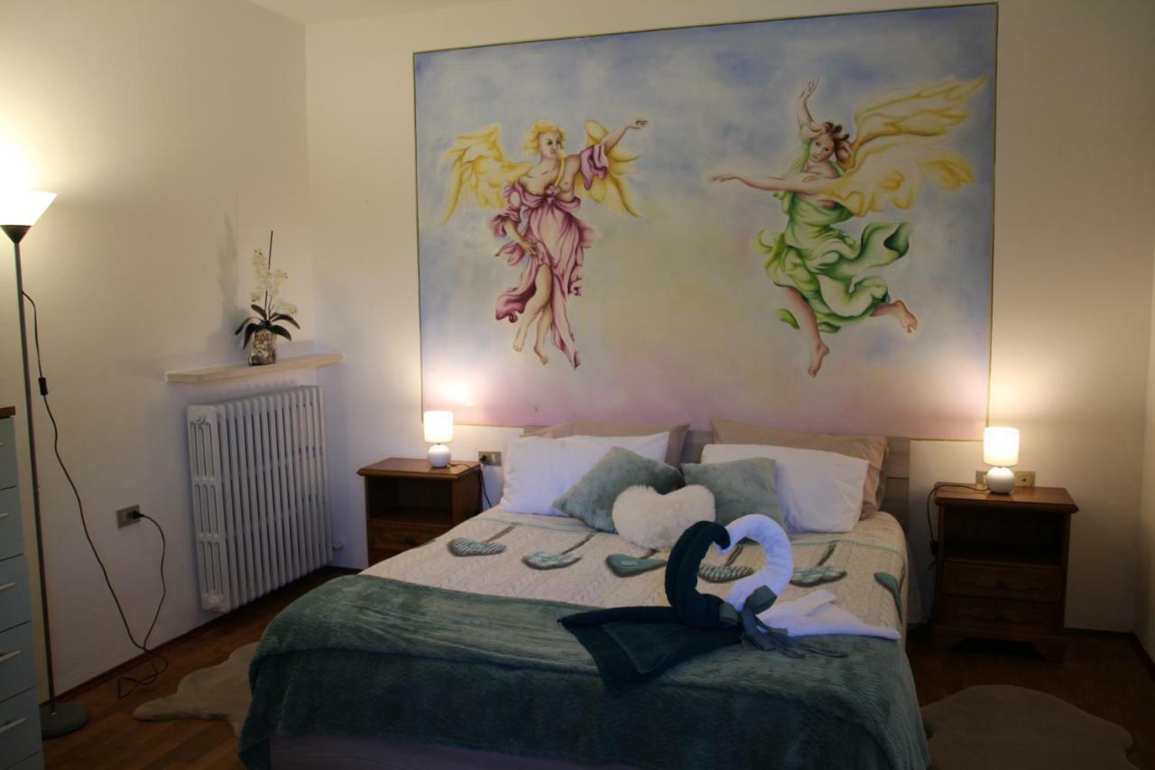 Ca' Mirta Apartment คาปริโน เวโรเนเซ ภายนอก รูปภาพ